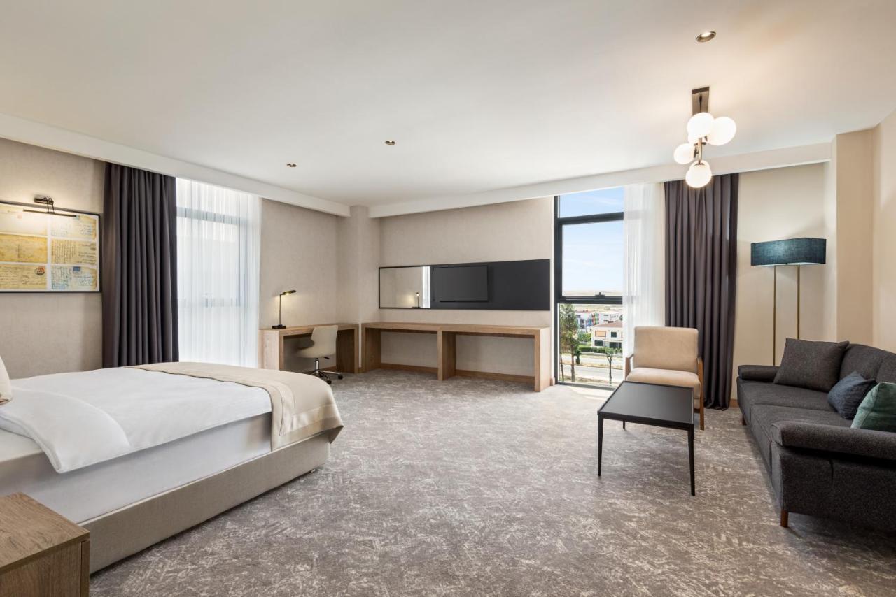 Hotel Ramada Plaza By Wyndham Batman Extérieur photo